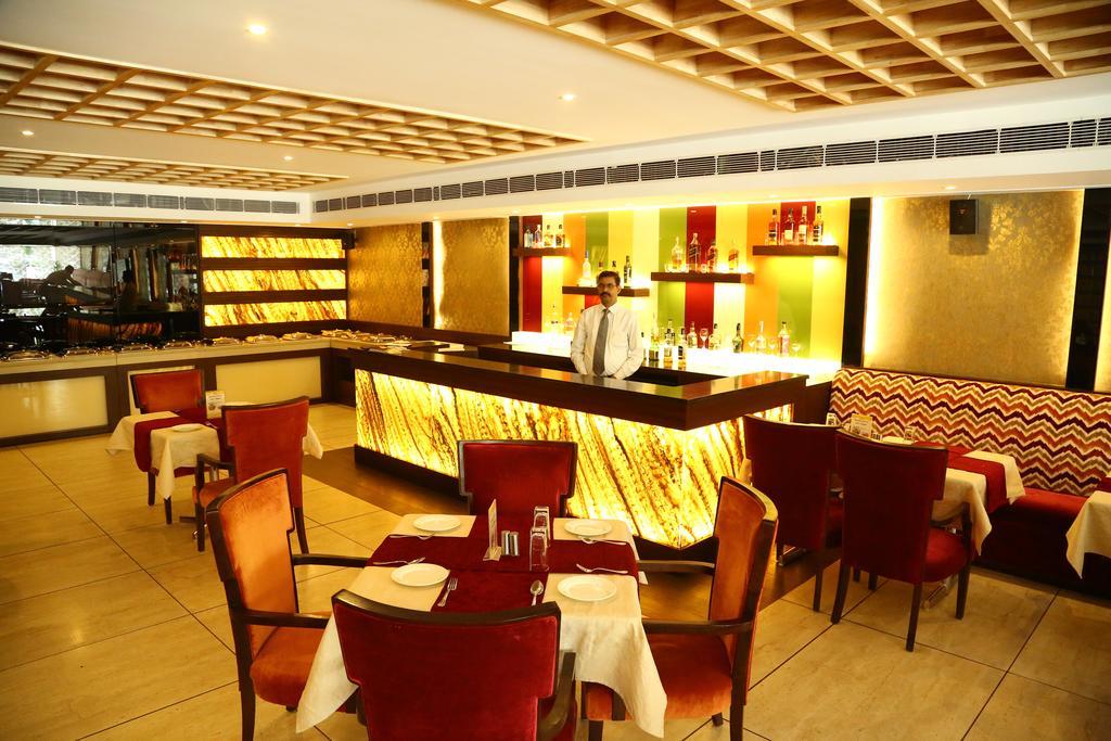 Hotel Park Grand Chandīgarh Eksteriør bilde